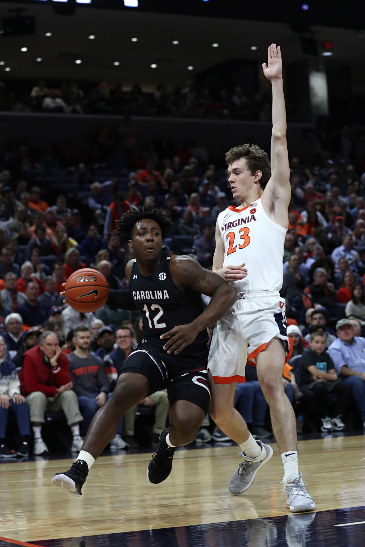 20191222_cdp_sports_uvahoops376.JPG